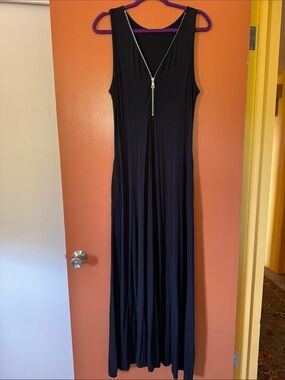 Soft Surroundings Tall Black Maxi Dress • Pockets • Zip Front • 60" Length